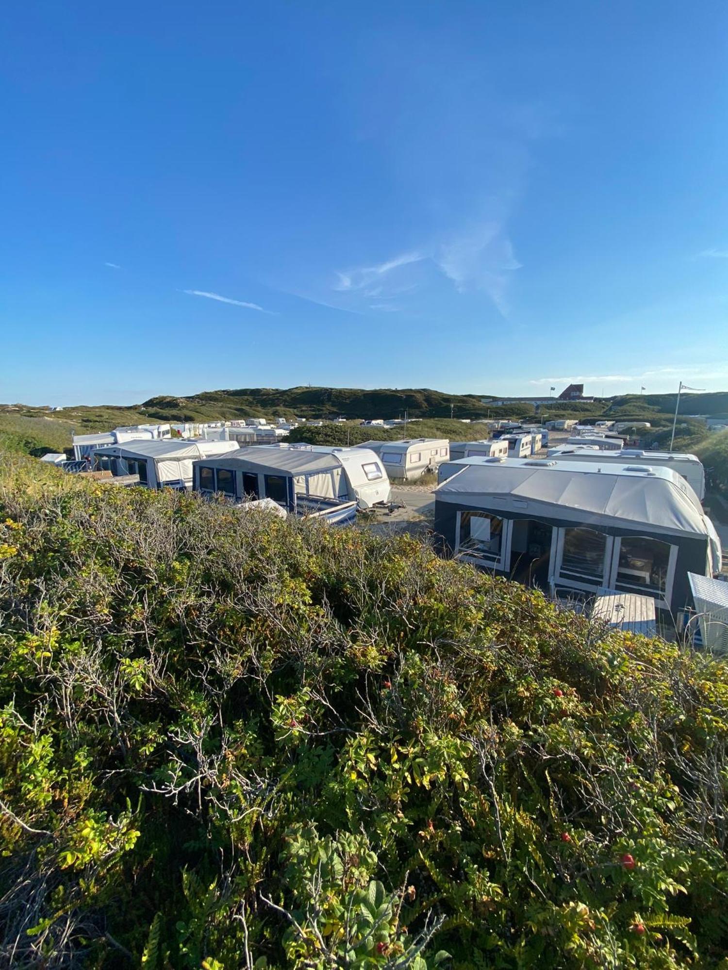 Wohnwagenvermietung Hoernum / Sylt Buitenkant foto