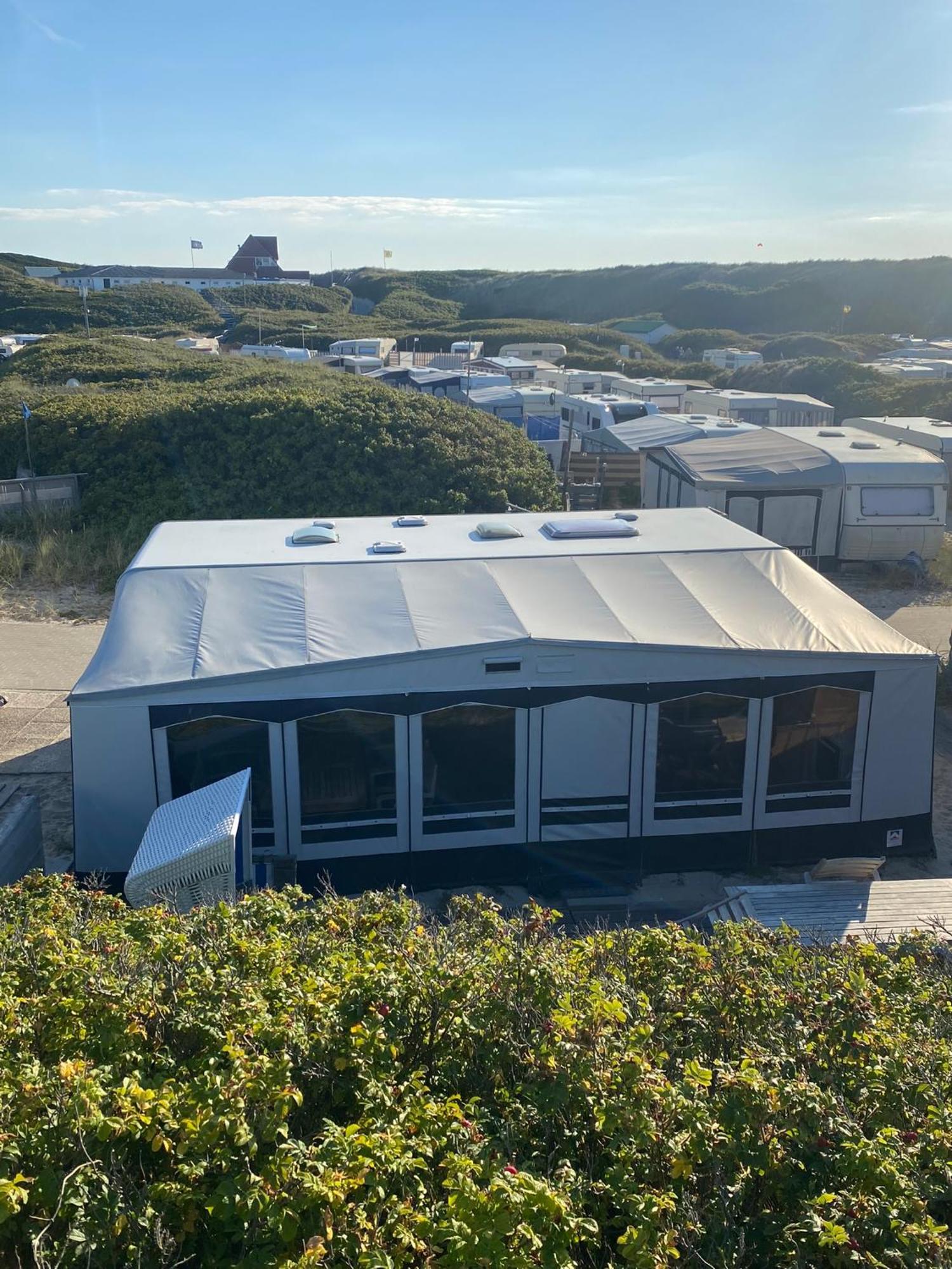 Wohnwagenvermietung Hoernum / Sylt Buitenkant foto