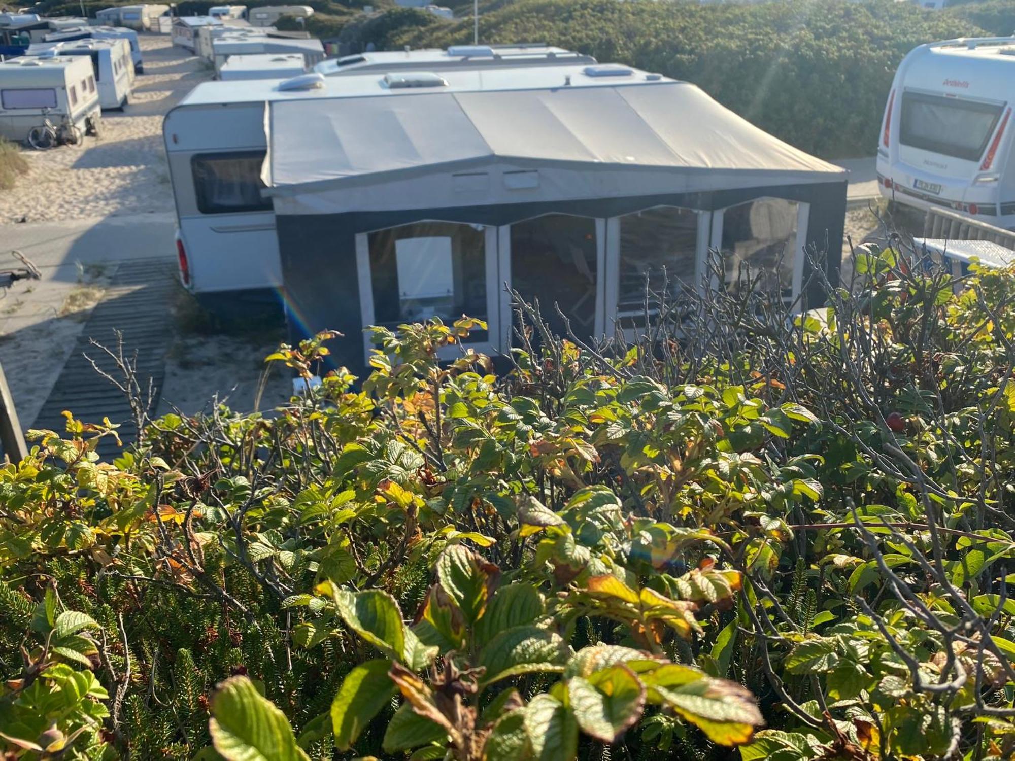 Wohnwagenvermietung Hoernum / Sylt Buitenkant foto